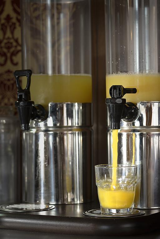 Hotel Marisa Albenga Zewnętrze zdjęcie