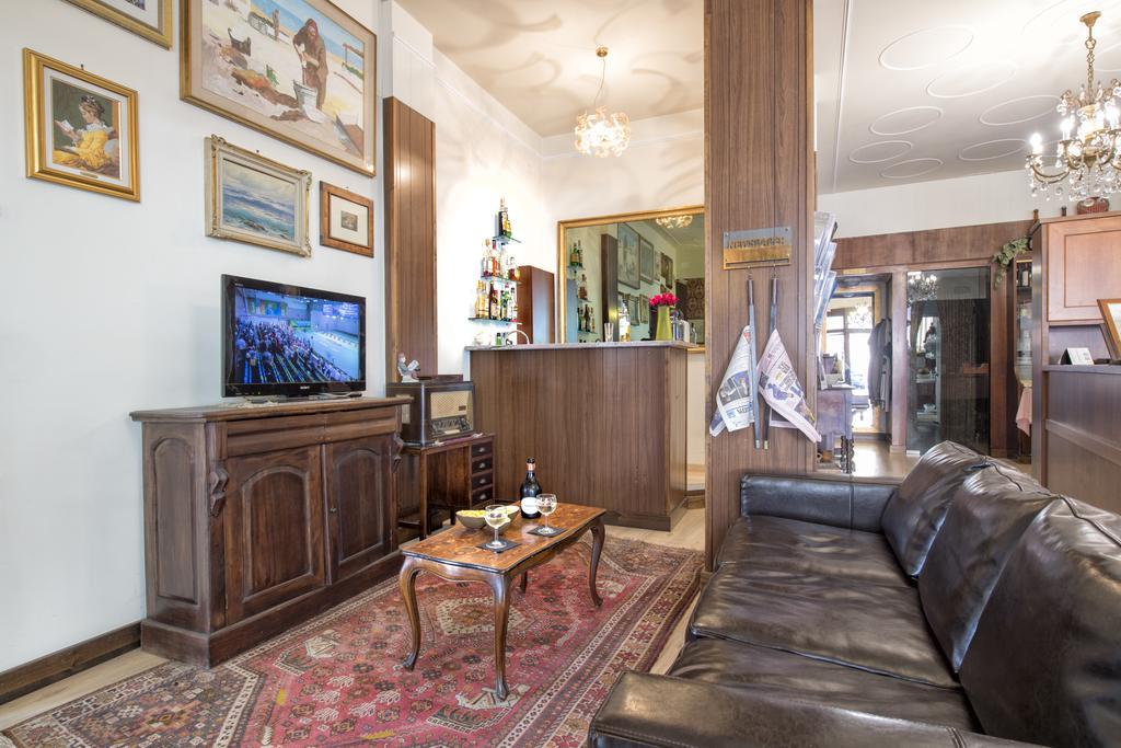 Hotel Marisa Albenga Zewnętrze zdjęcie