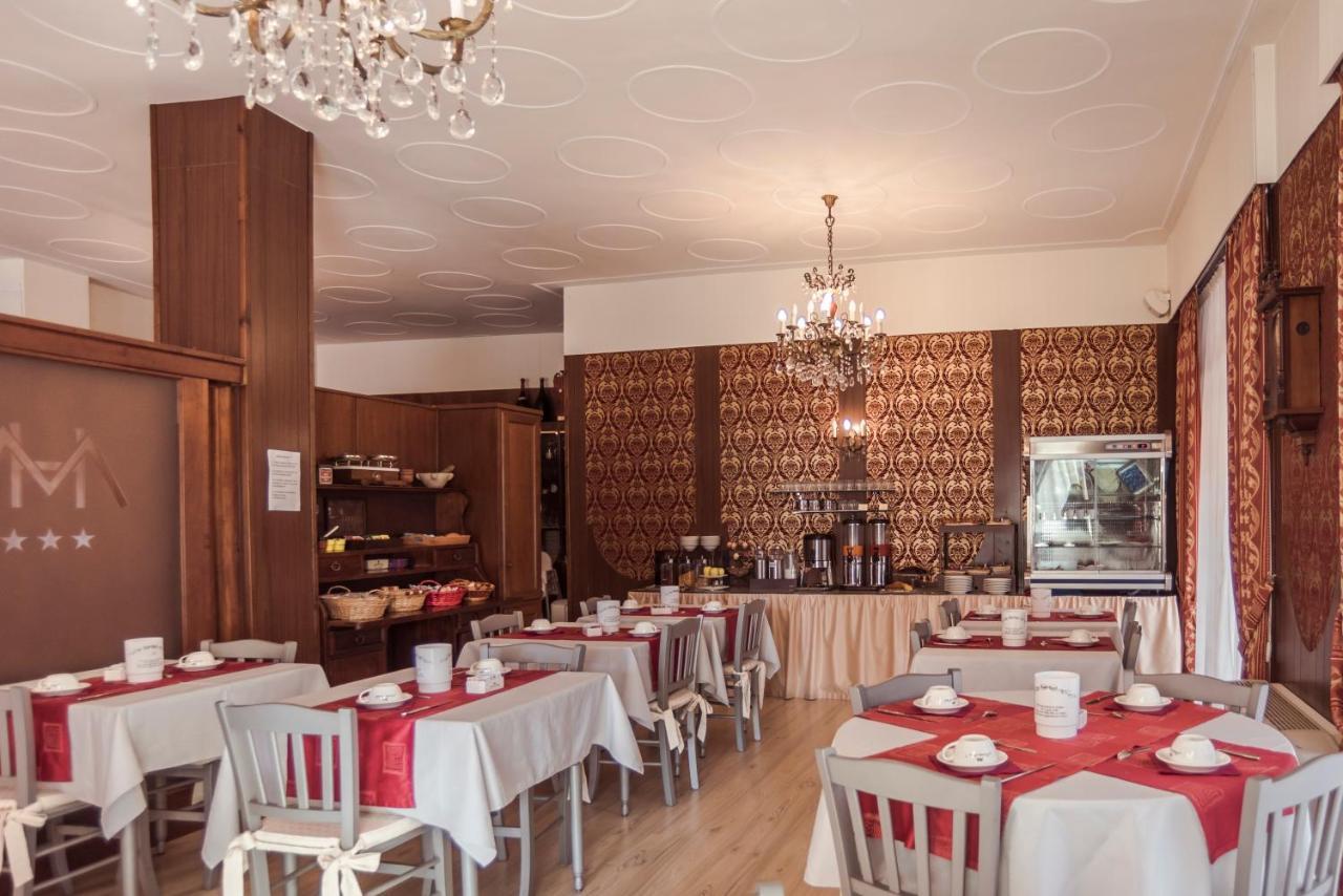Hotel Marisa Albenga Zewnętrze zdjęcie