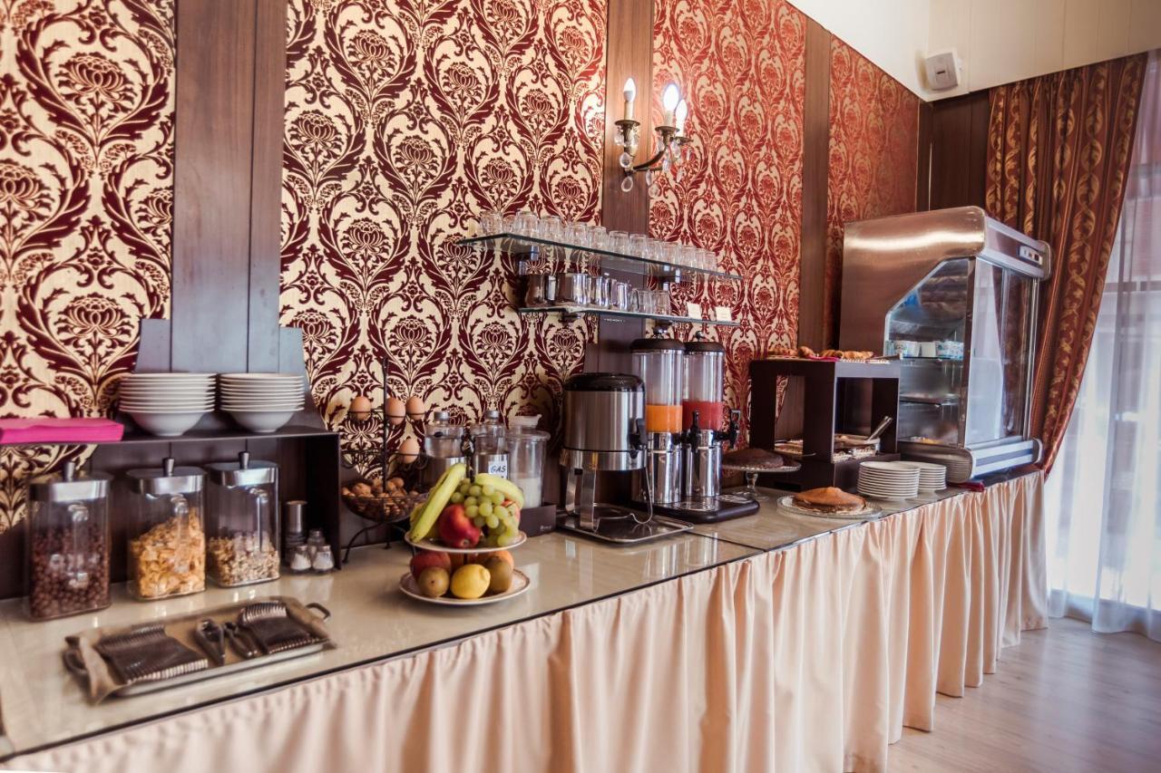 Hotel Marisa Albenga Zewnętrze zdjęcie
