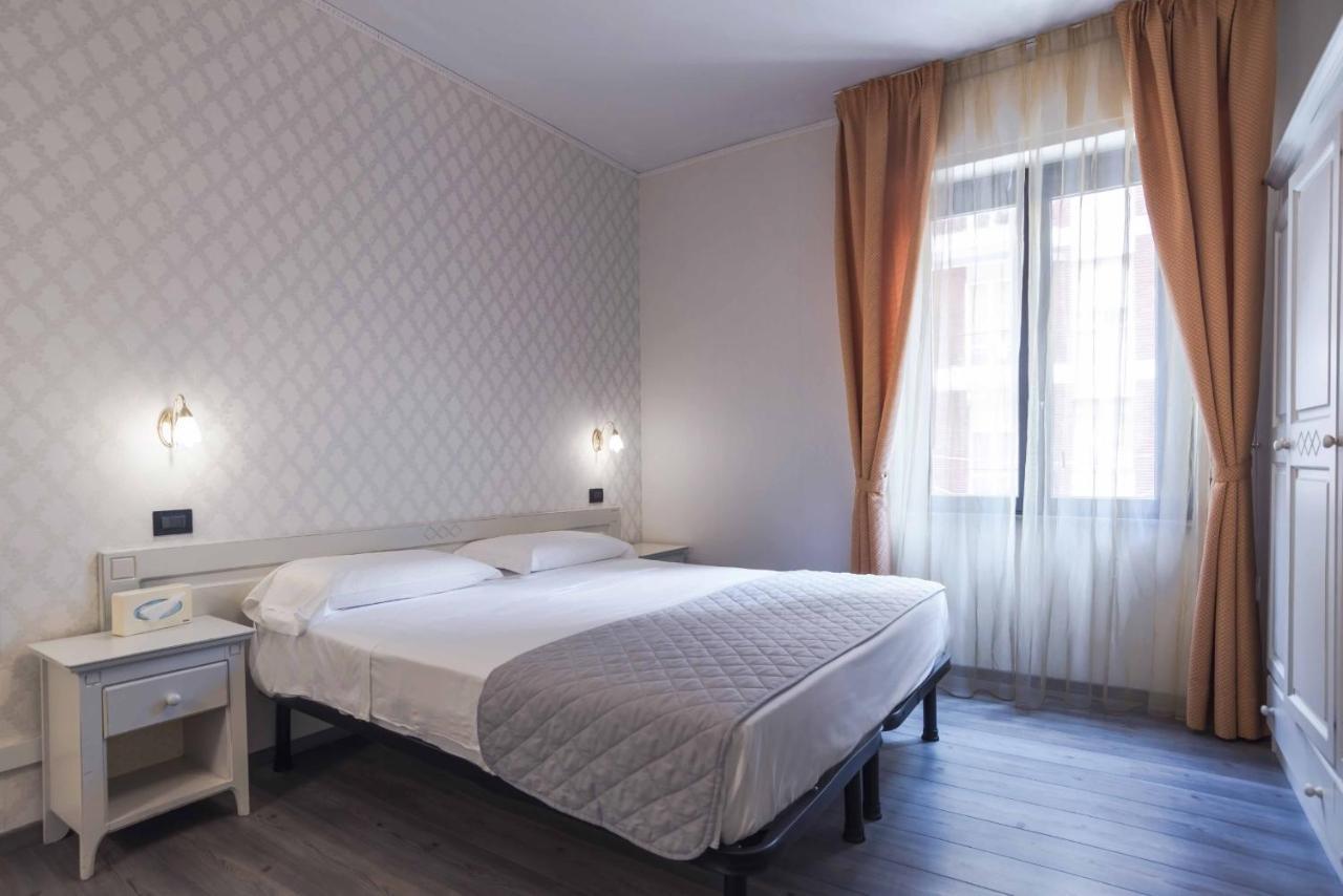 Hotel Marisa Albenga Zewnętrze zdjęcie