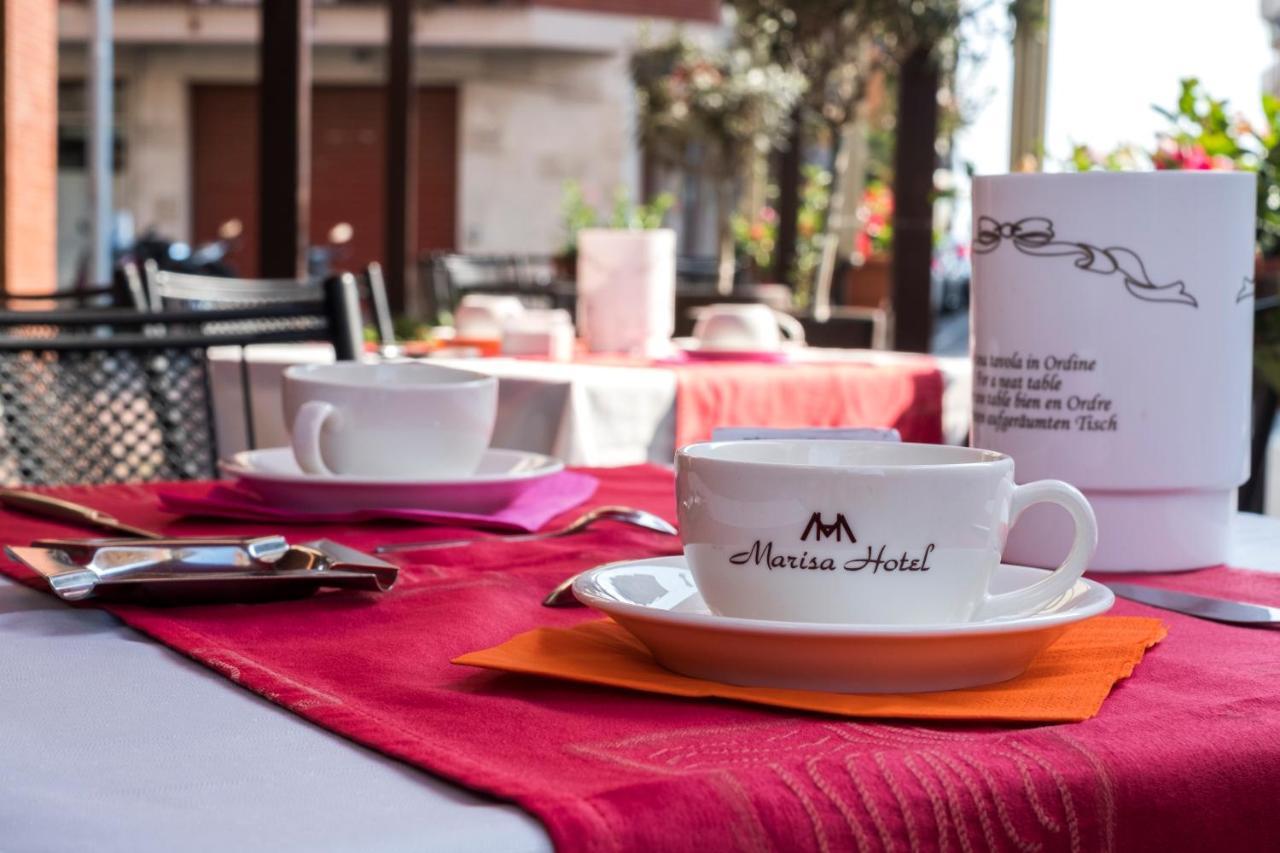 Hotel Marisa Albenga Zewnętrze zdjęcie
