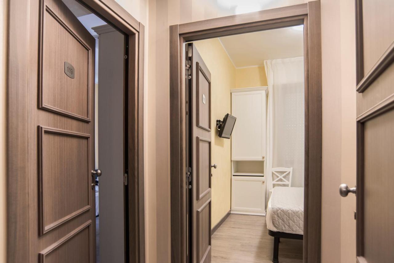 Hotel Marisa Albenga Zewnętrze zdjęcie