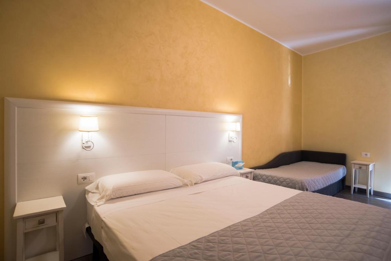 Hotel Marisa Albenga Zewnętrze zdjęcie
