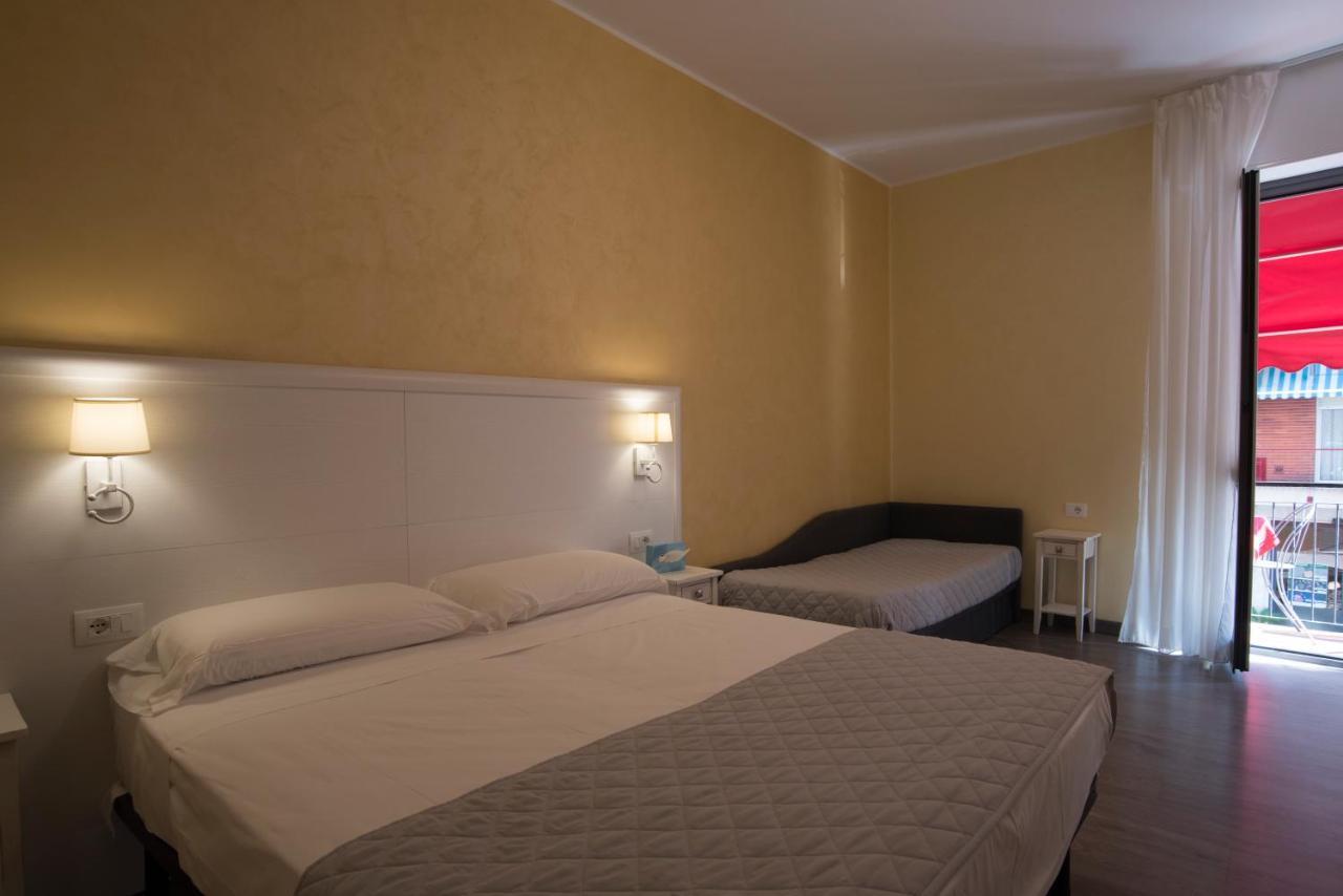 Hotel Marisa Albenga Zewnętrze zdjęcie